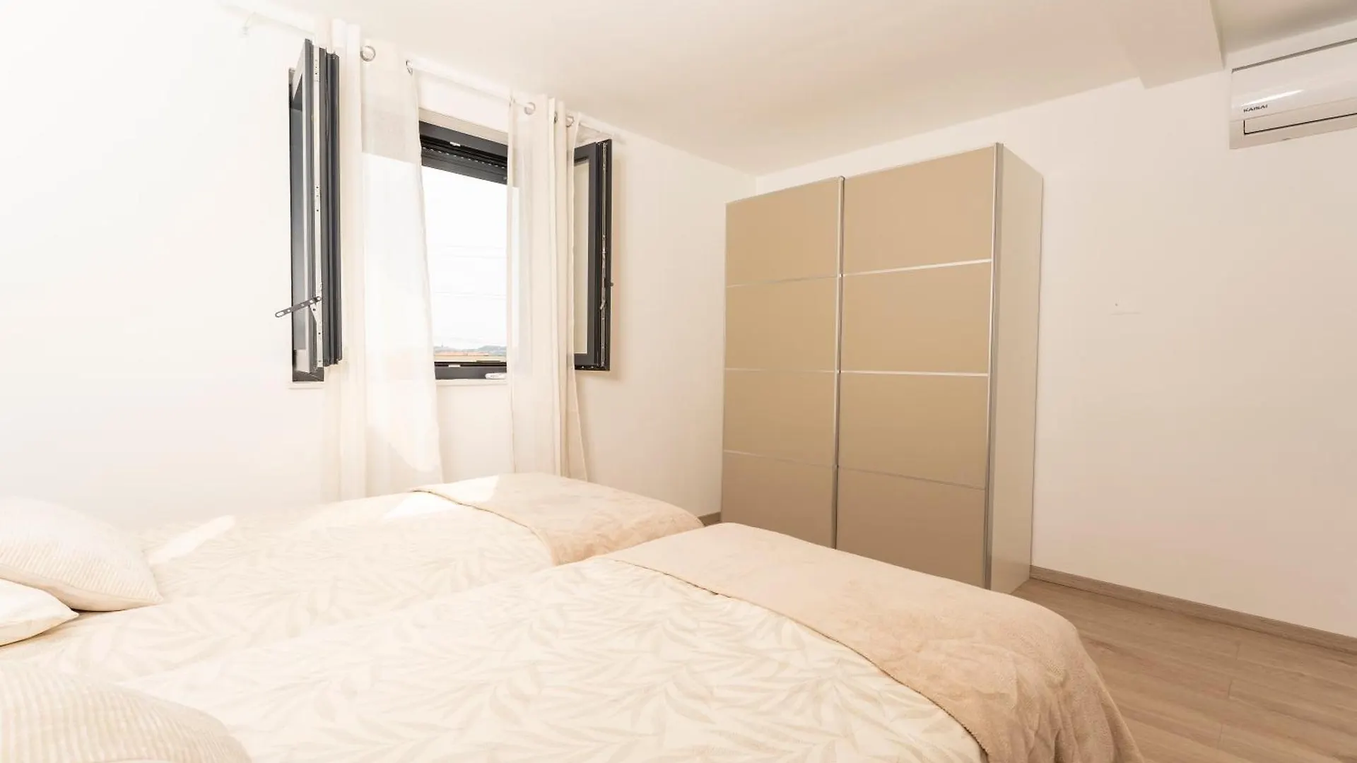 Istra 3 Bedroom Villa & Pool Retreat Krapan بيت للعطل